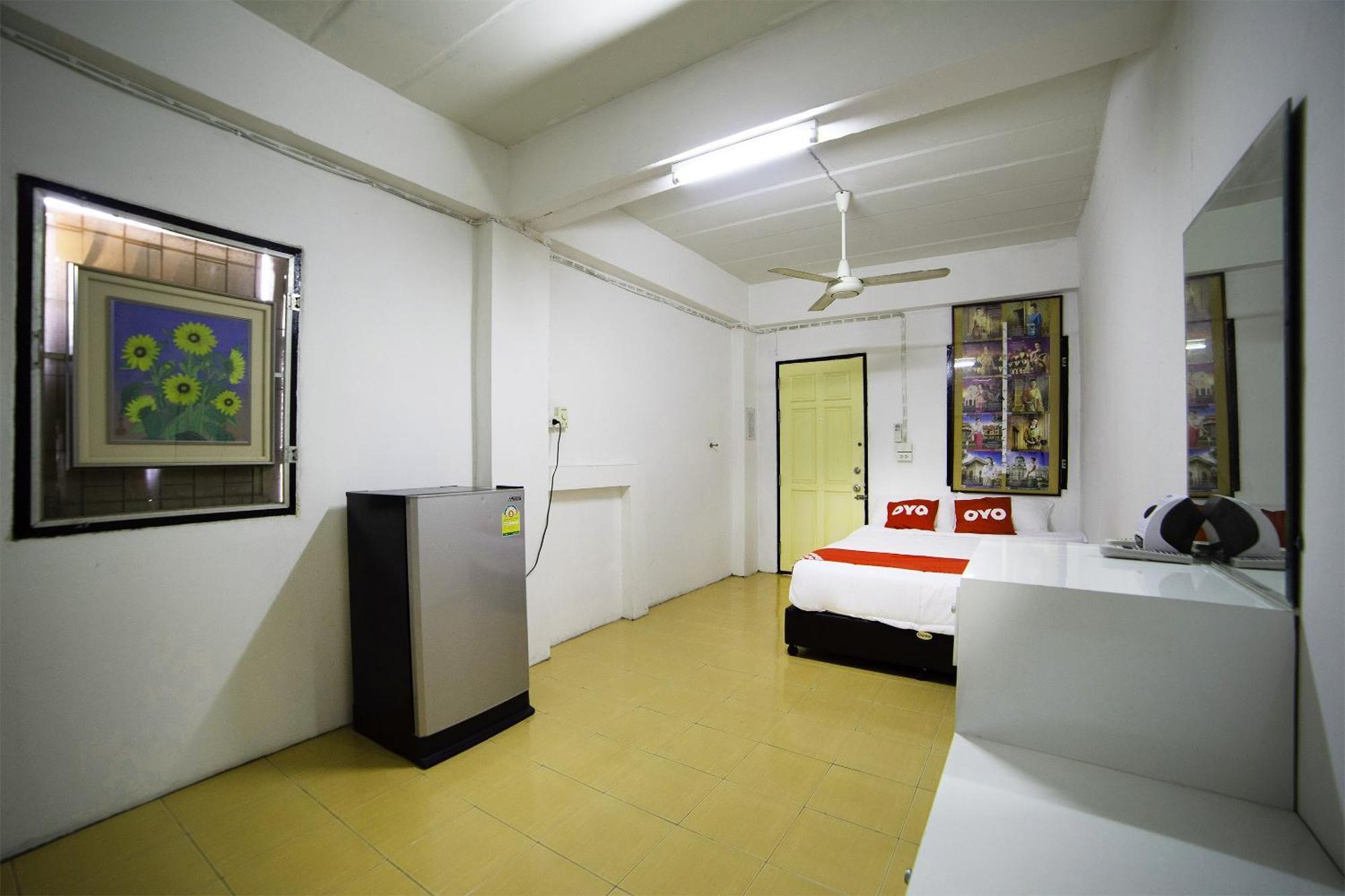 Oyo 560 Chang Hostel Suvarnabhumi بانكوك المظهر الخارجي الصورة